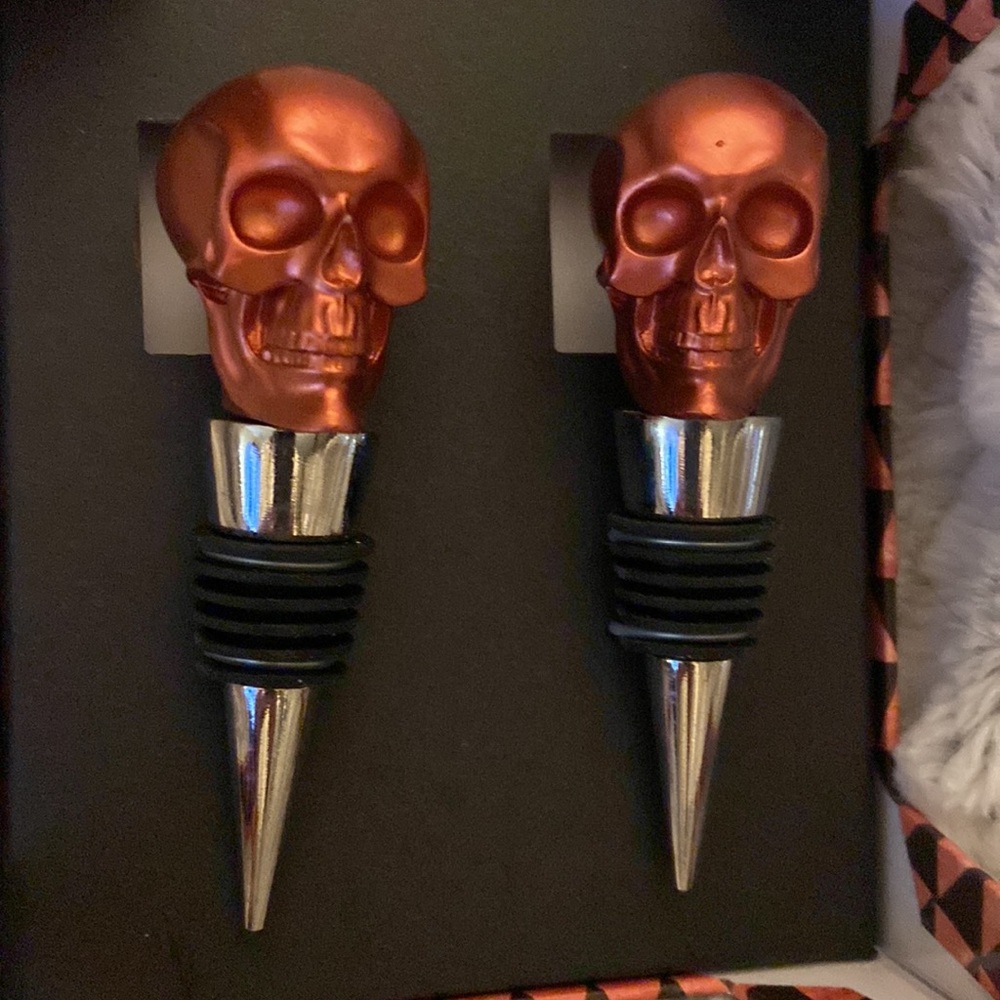 Wine Stopper Set - Picture 2 of 3